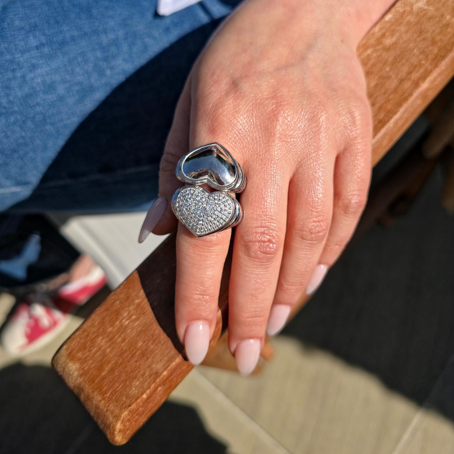 Amore Ribbed Signet Ring
