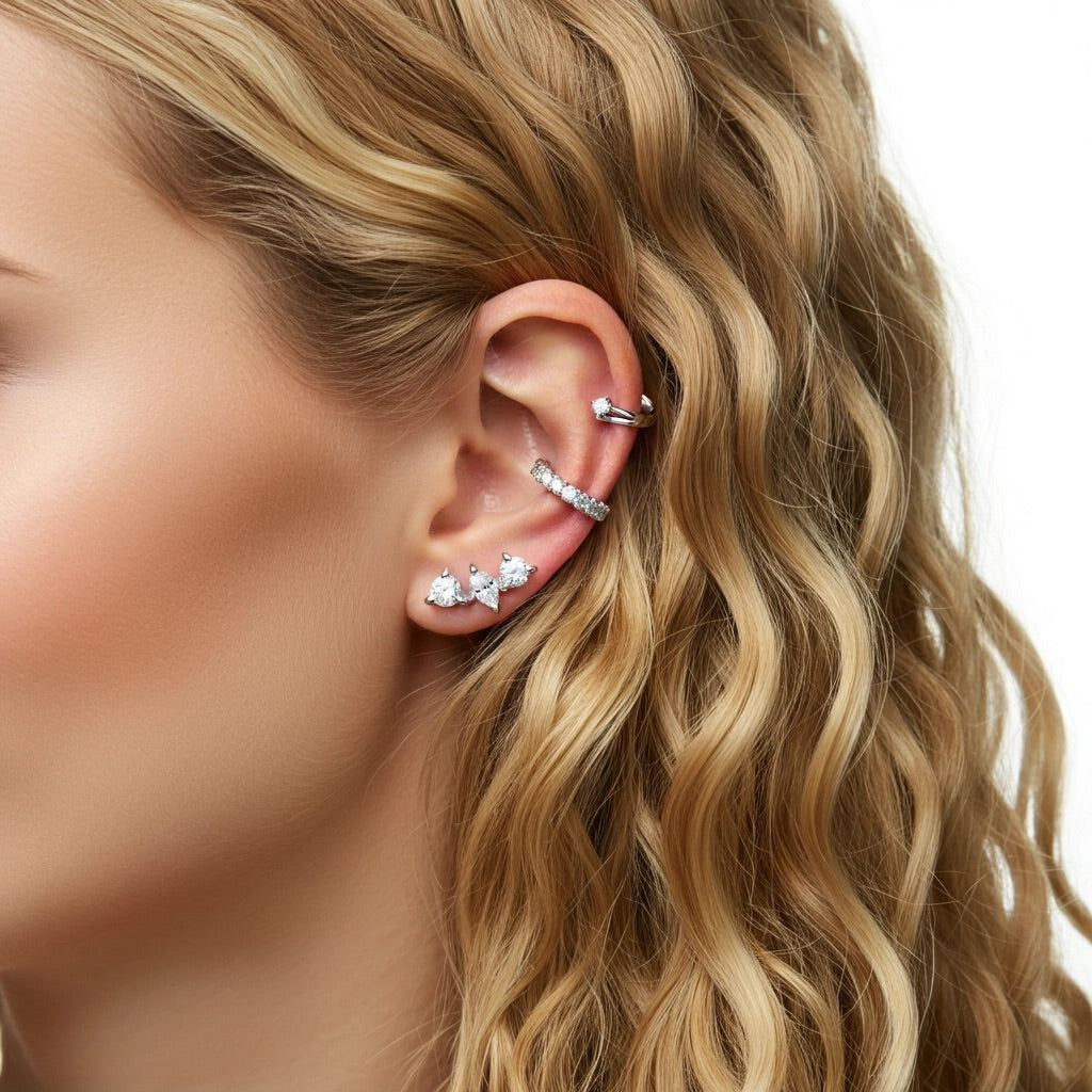 Linea Grande Ear Cuff – White Diamond