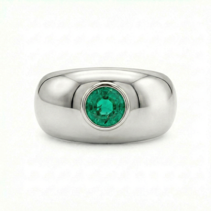 Forma Signet Ring – Colombian Green Emerald