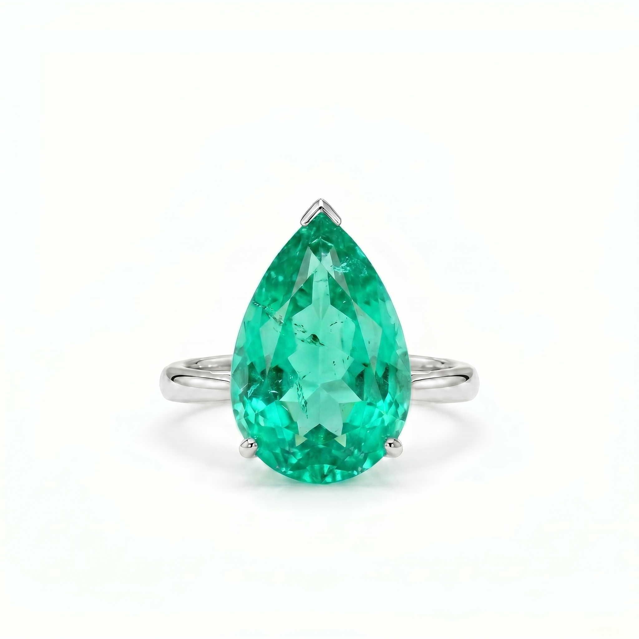 Nova Bold Solitaire Ring – Colombian Green Emerald