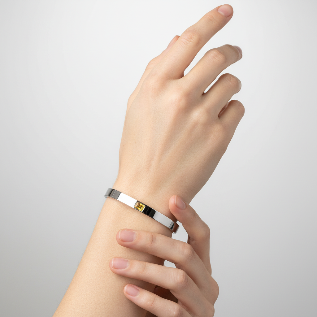 Nexus Uno Elemental Bangle – White Diamond