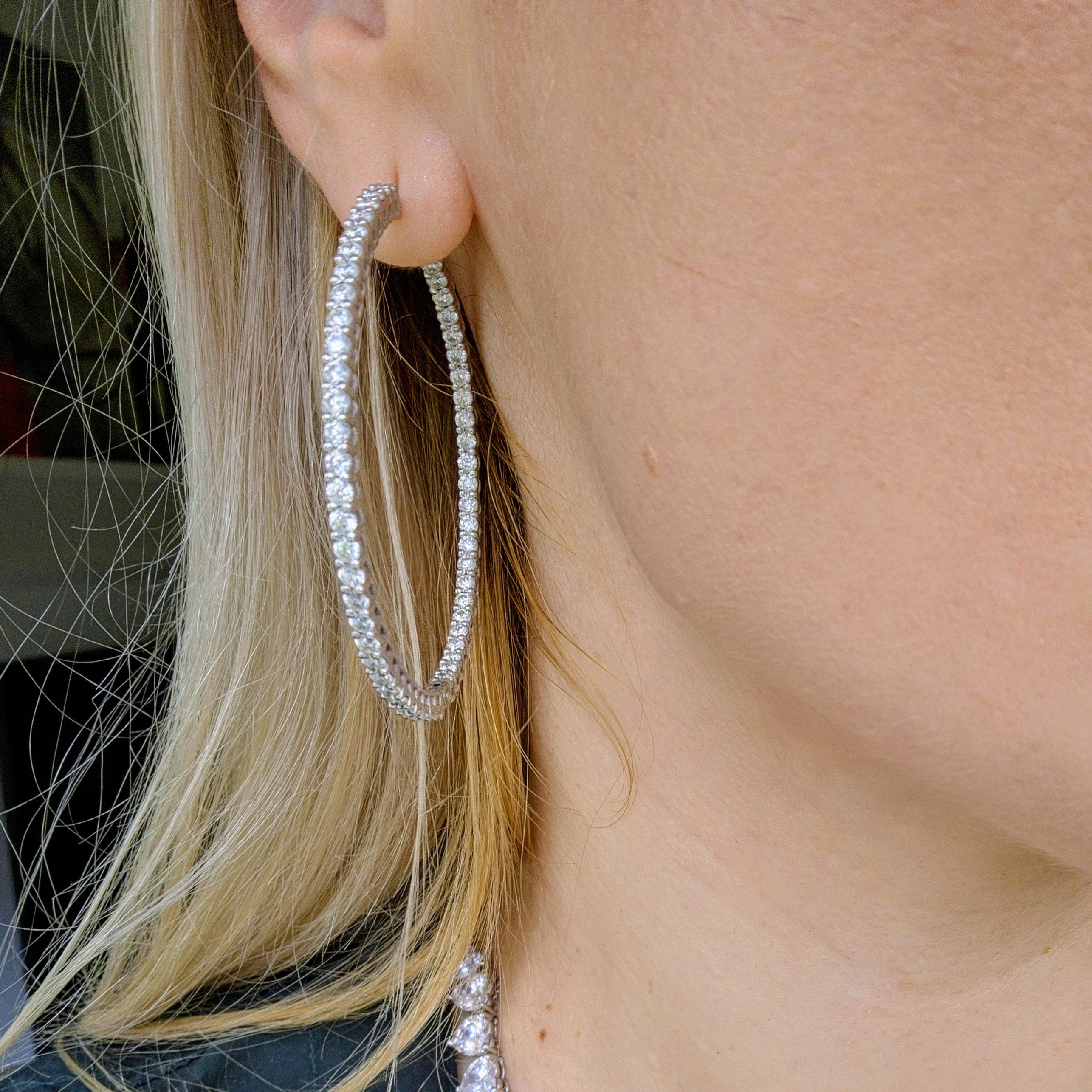 Linea Statement Hoop Earrings – White Diamond