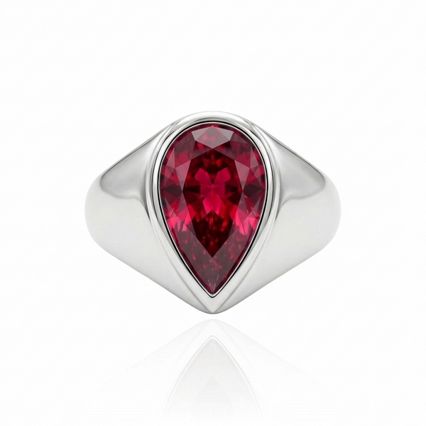 Nova Signet Ring – Red Ruby