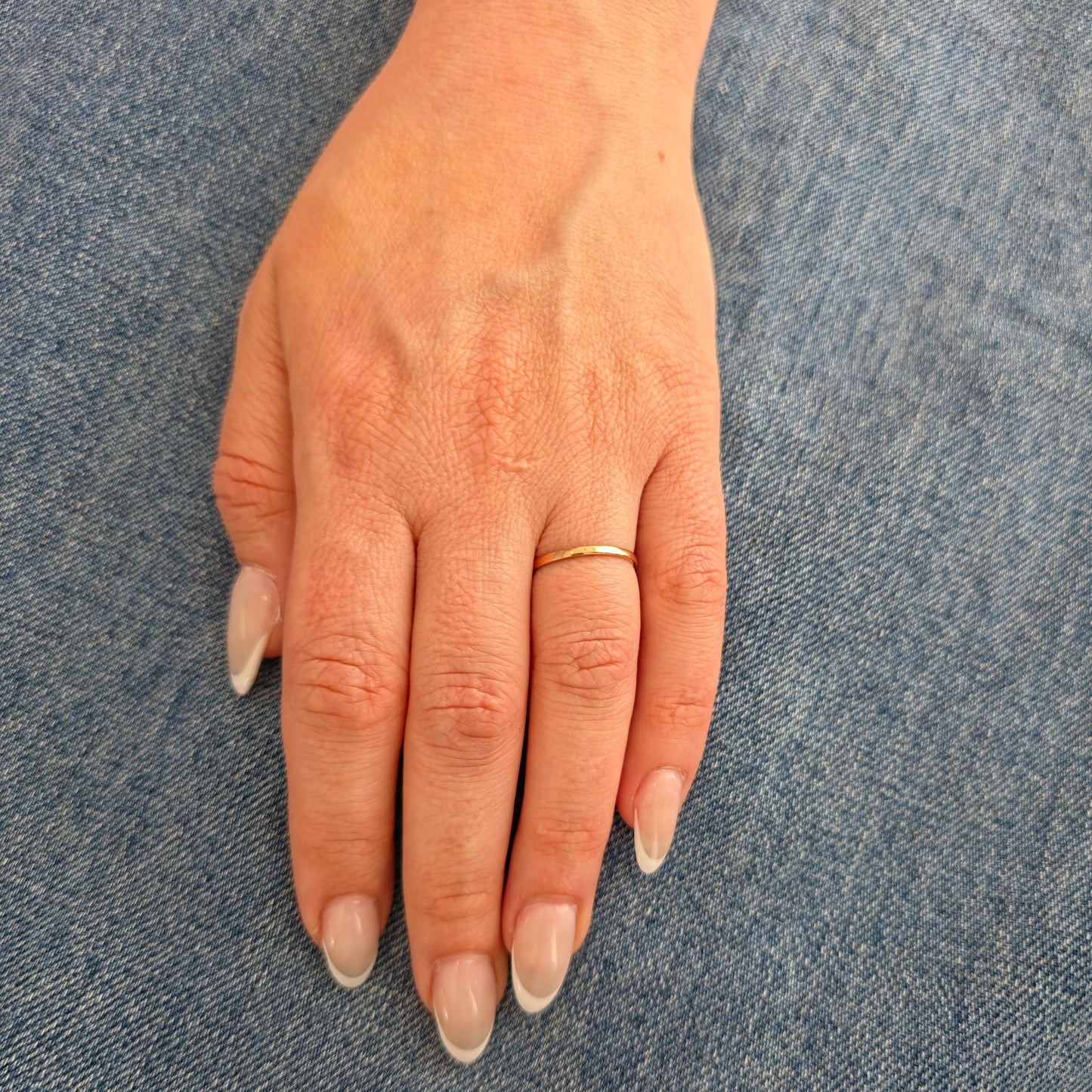 Fine Band Mini Ring