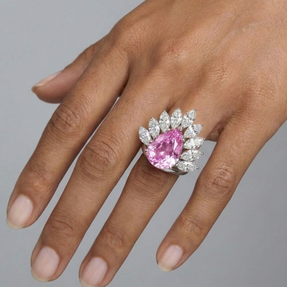 Nova Pavone Ring – Light Pink Sapphire