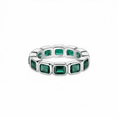 Nexus Lateral Eternity Ring – Zambian Green Emerald