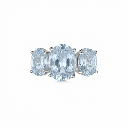 Velara Grand Trilogy Ring – Light Blue Aquamarine