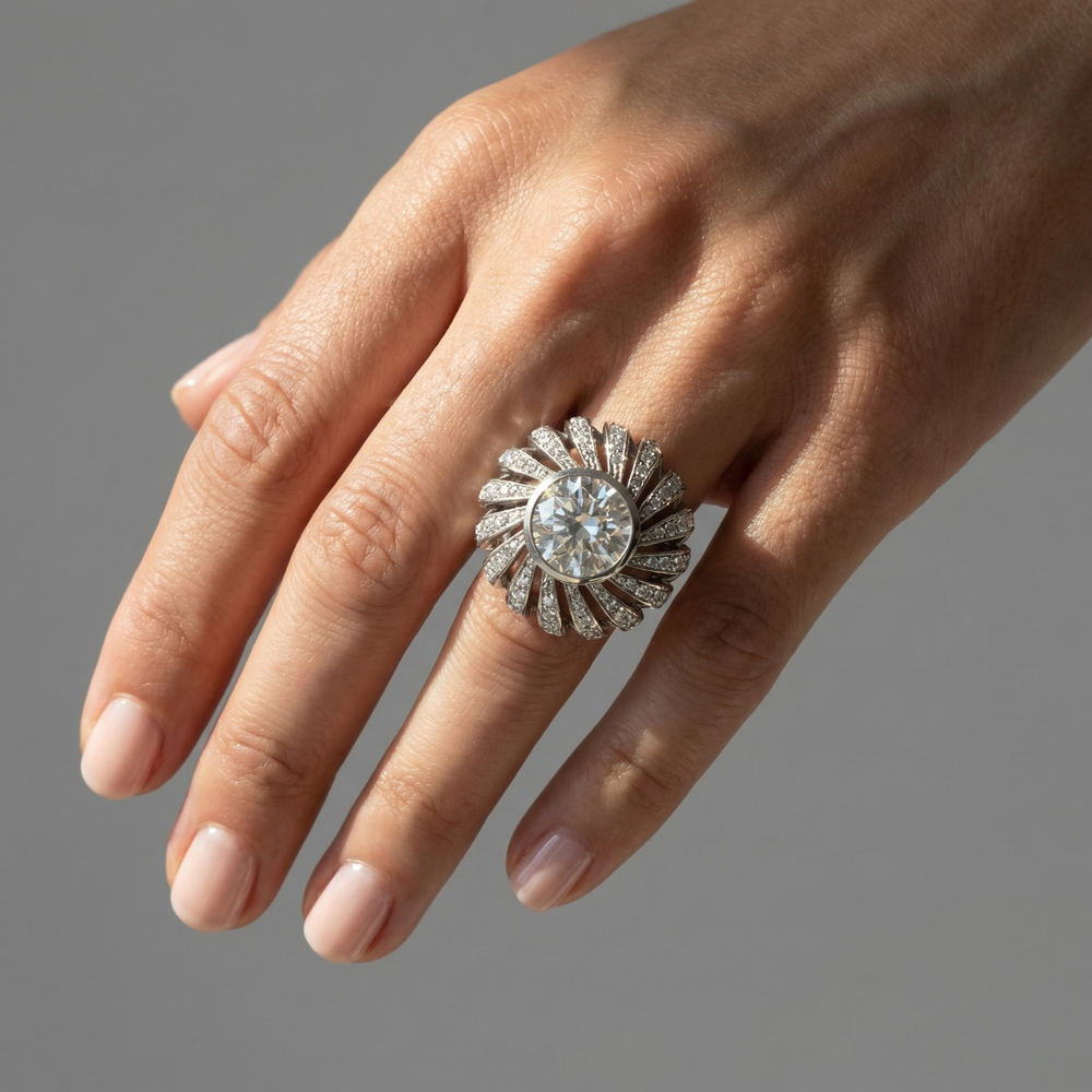 Forma Pasha Ring – White Diamond