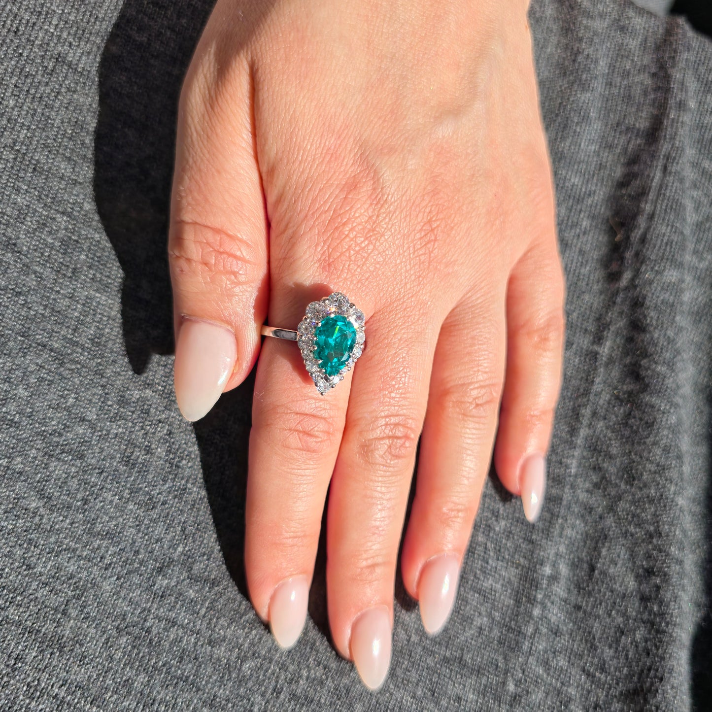 Nova Halo Ring – Red Ruby