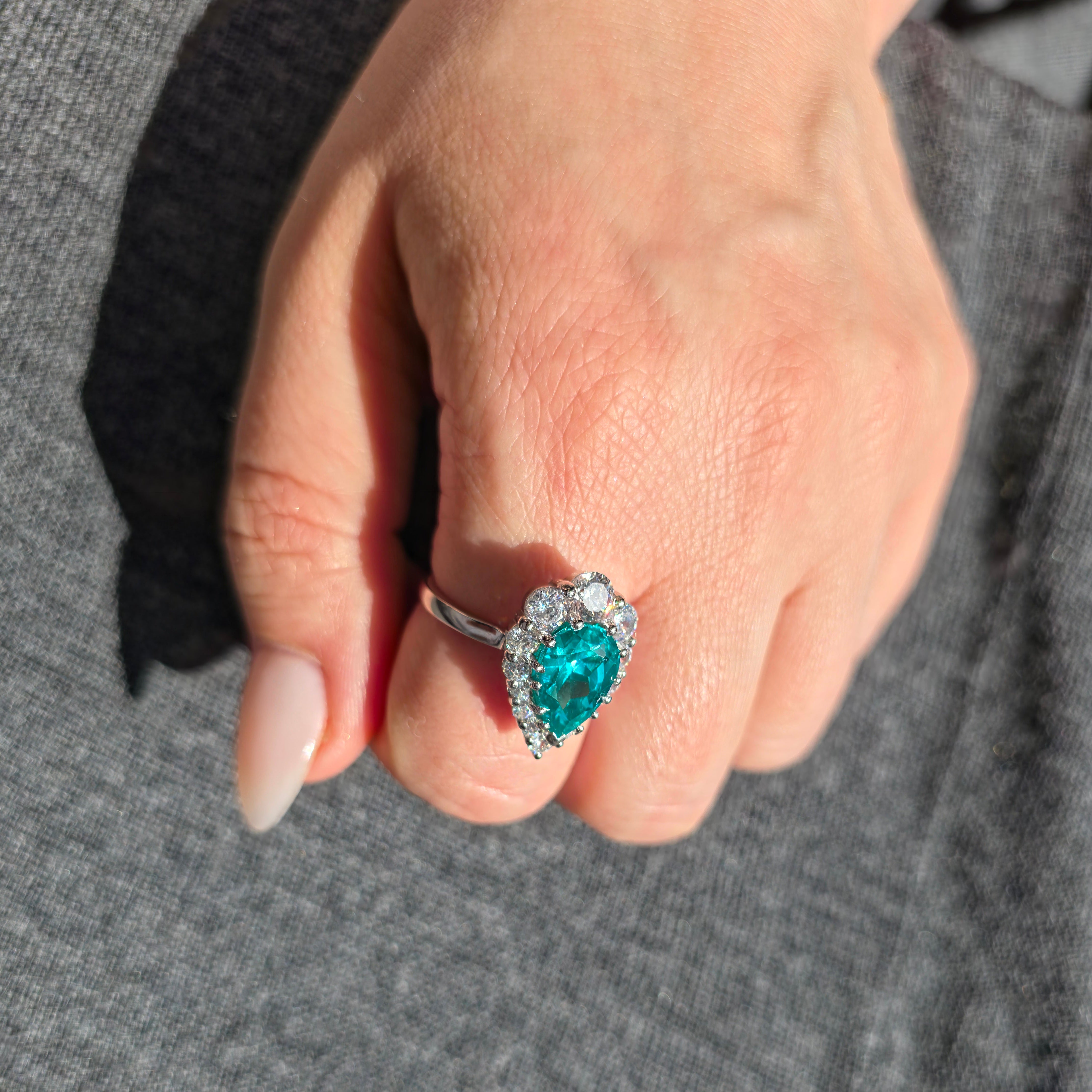 Nova Halo Ring – Red Ruby
