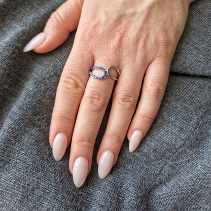Linea Contour Ring – Orange Padparadscha Sapphire