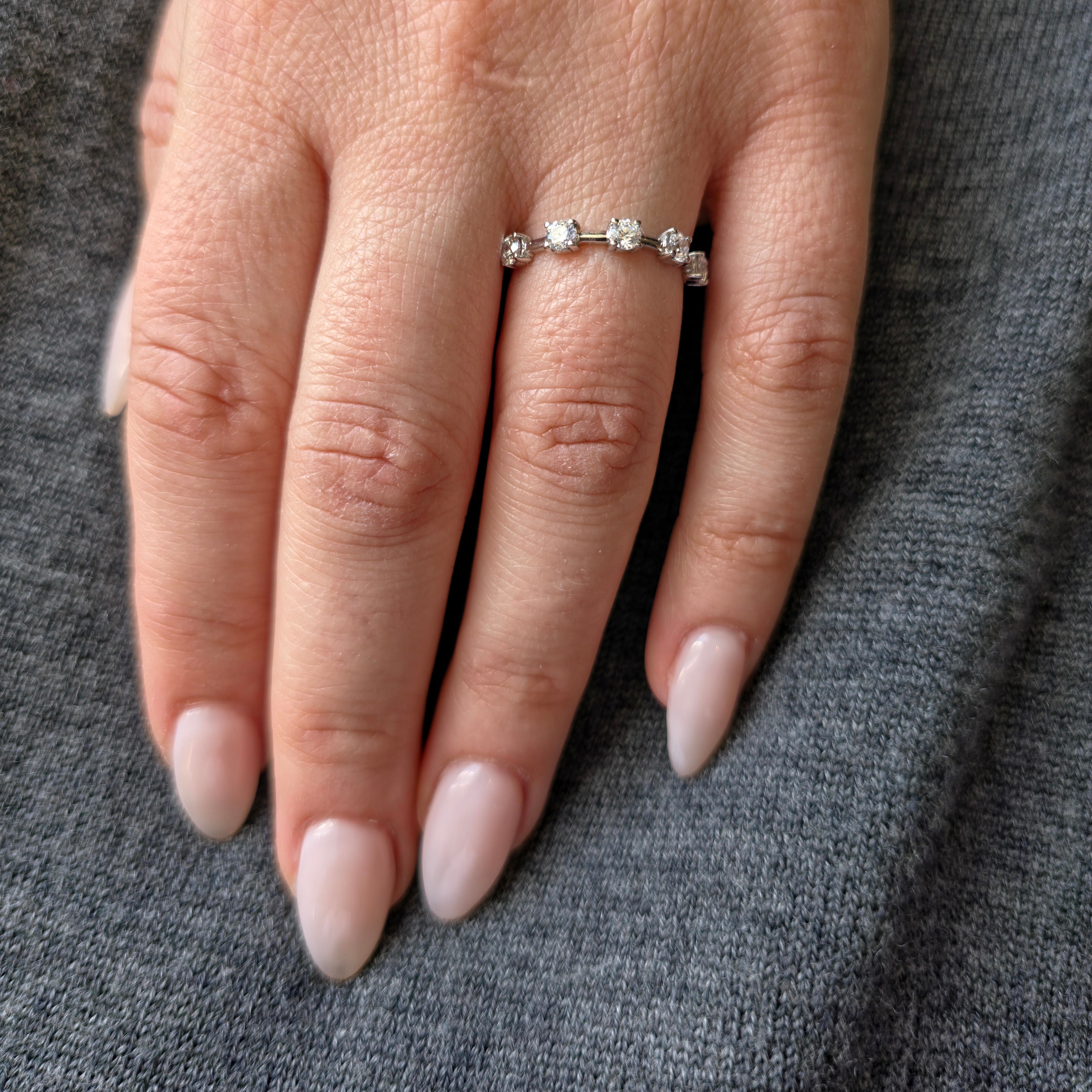 Linea Cinco Ring – Zambian Green Emerald