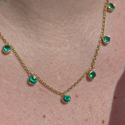 Forma Harmony Necklace – Zambian Green Emerald