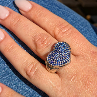 Amore Pavé Signet Ring – Blue Sapphire