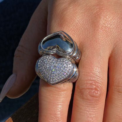 Amore Ribbed Signet Ring