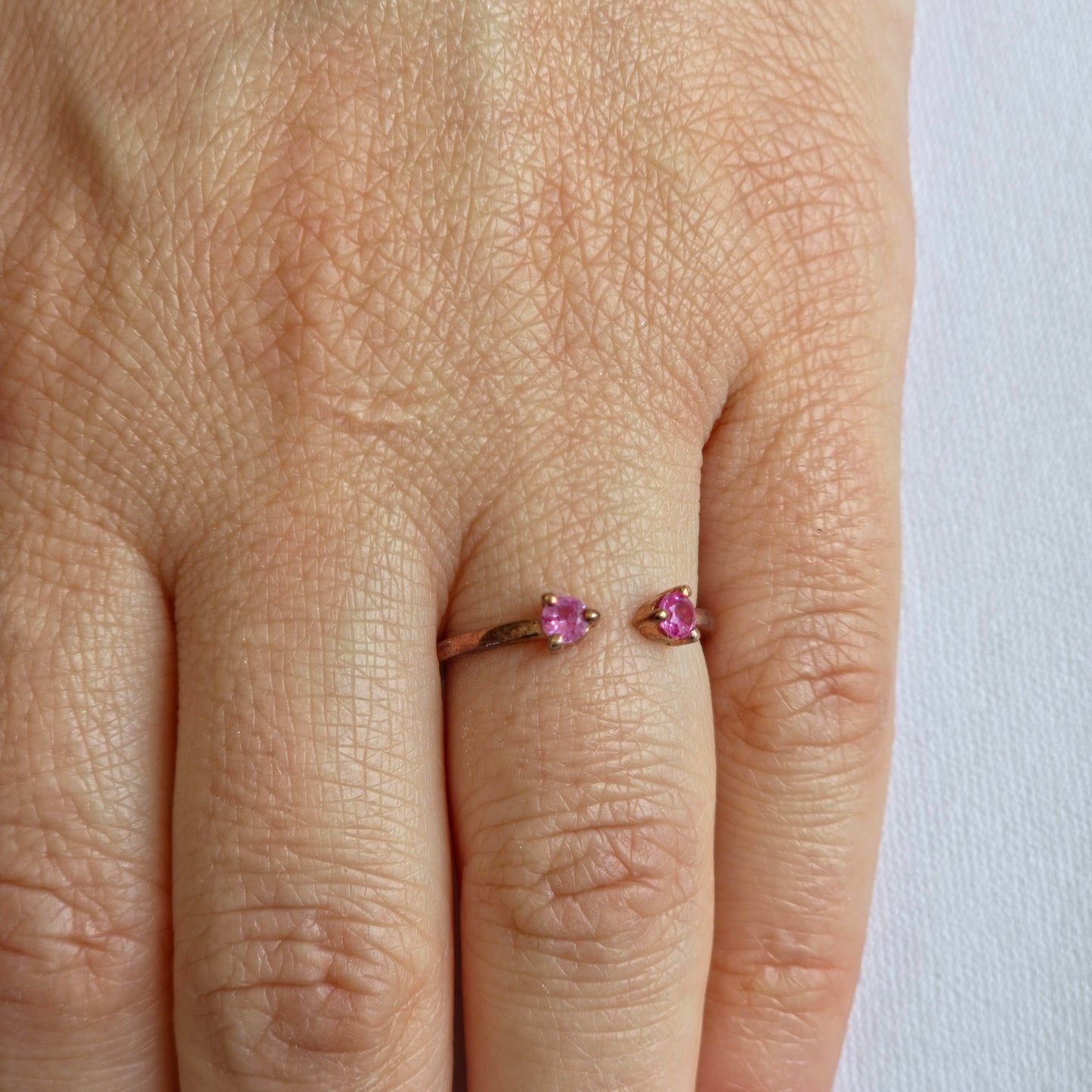 Linea Punto Grande Ring – Light Pink Sapphire