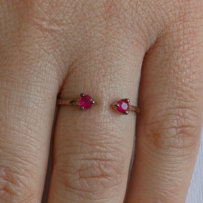 Linea Punto Grande Ring – Red Ruby