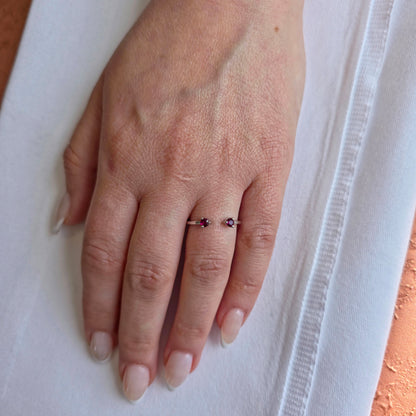 Linea Punto Grande Ring – Deep Red Garnet