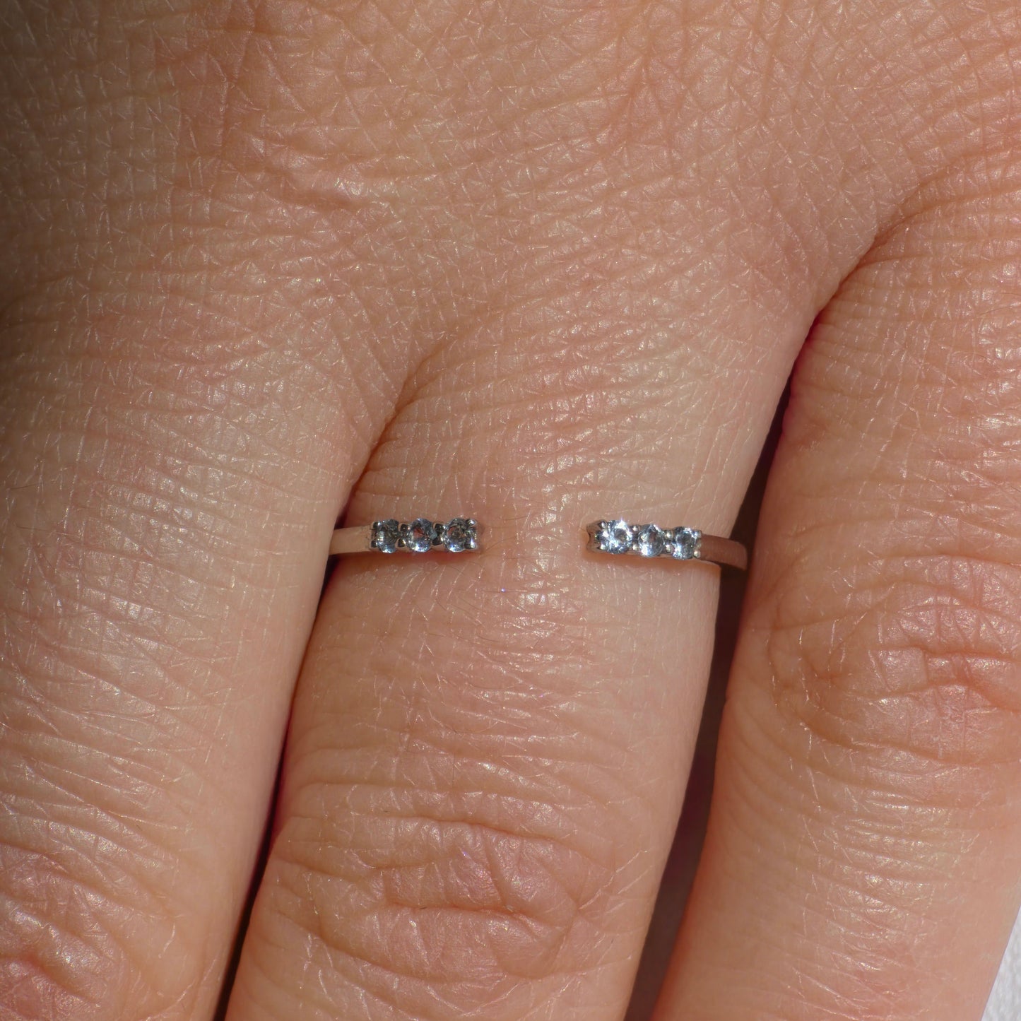 Linea Tres Ring – Light Blue Aquamarine