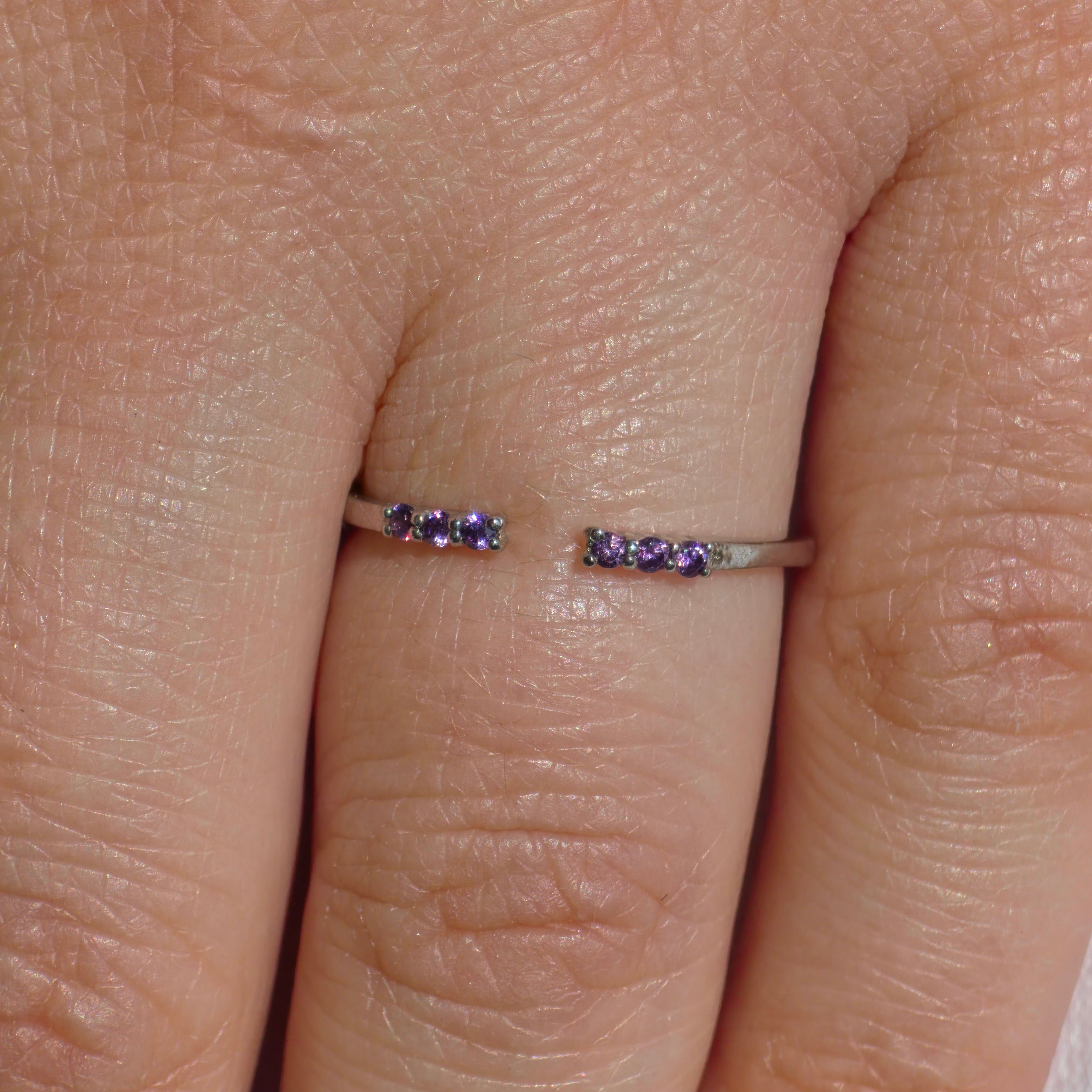 Linea Tres Ring – Purple Sapphire
