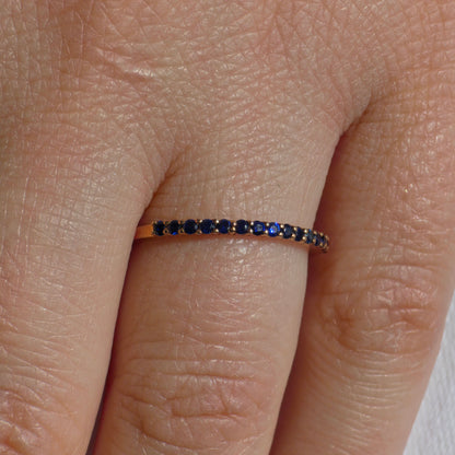 Linea Demi Ring – Blue Sapphire