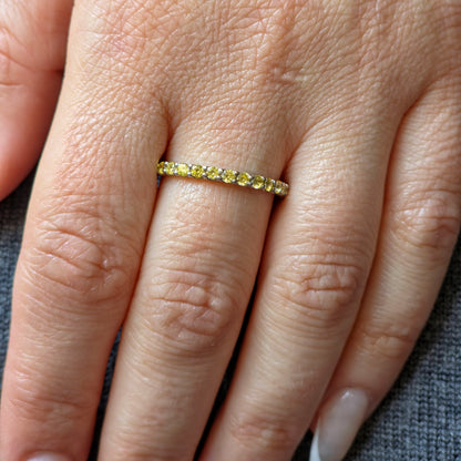 Linea Midi Ring – Yellow Sapphire