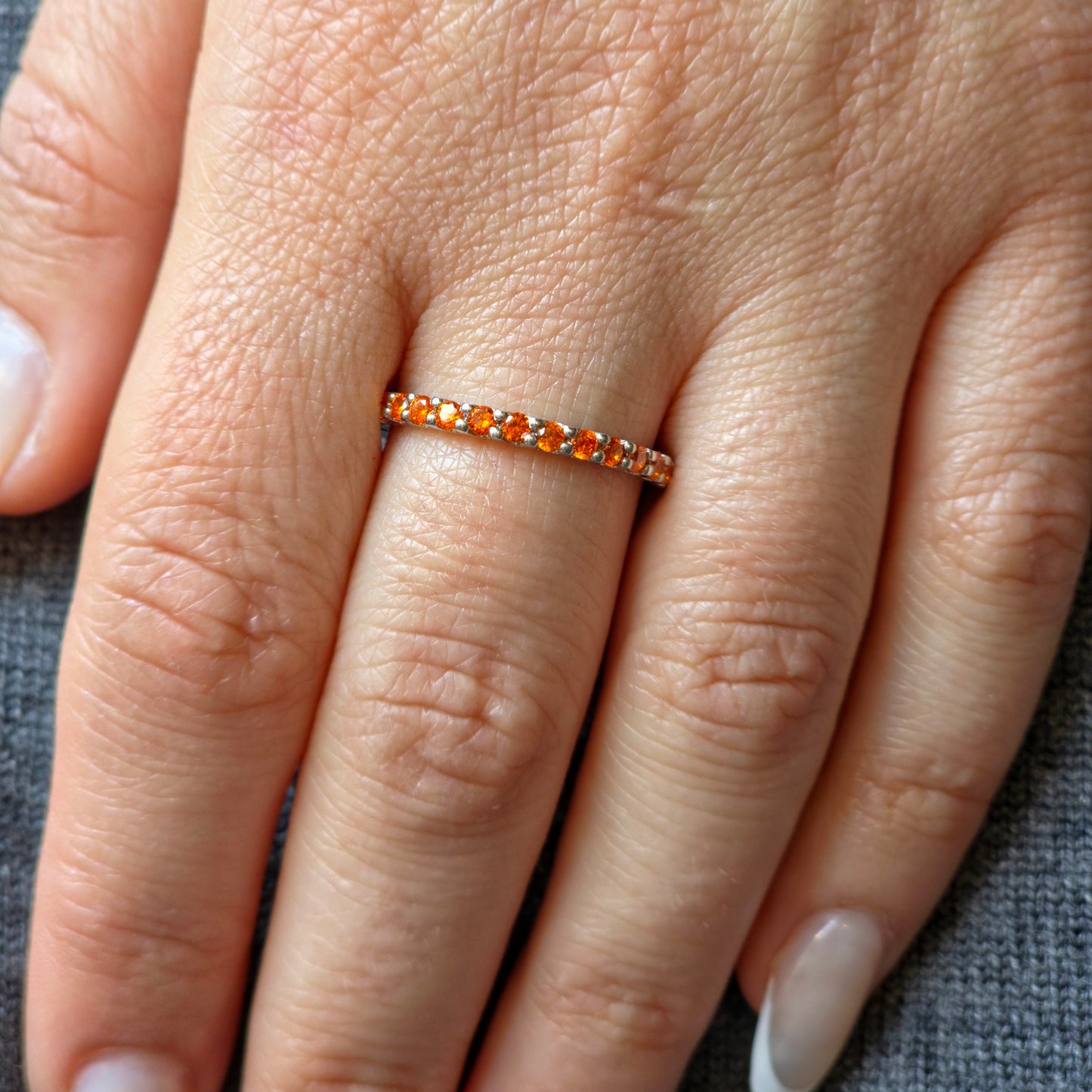 Linea Midi Ring – Orange Padparadscha Sapphire