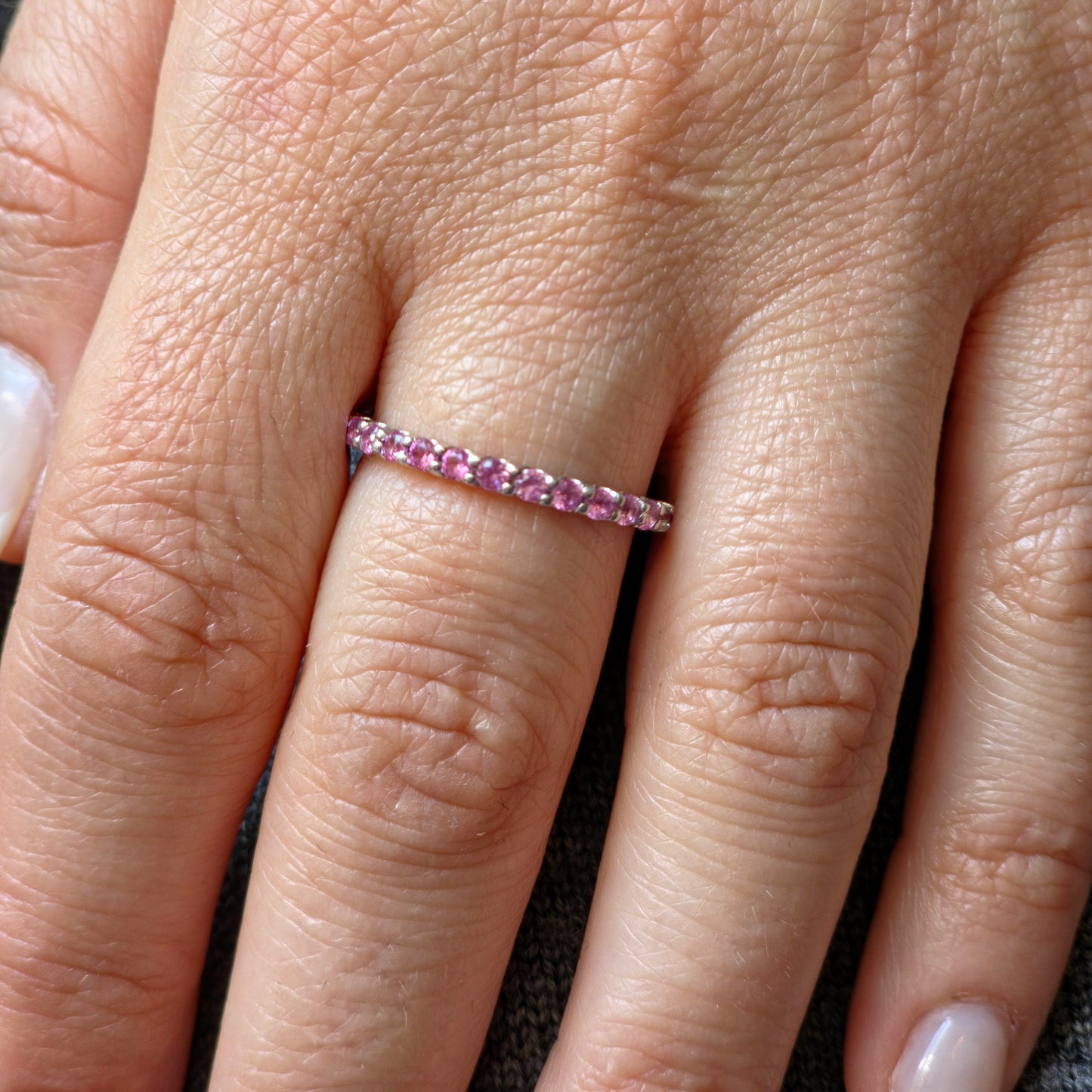 Linea Midi Ring – Light Pink Sapphire