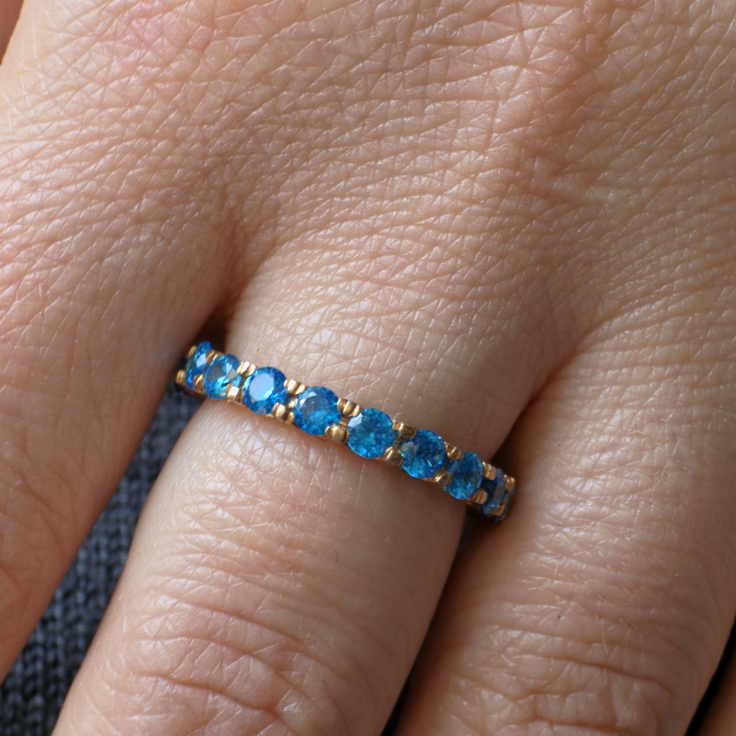 Linea Grande Ring – Teal Blue Spinel