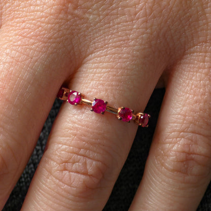 Linea Cinco Ring – Red Ruby