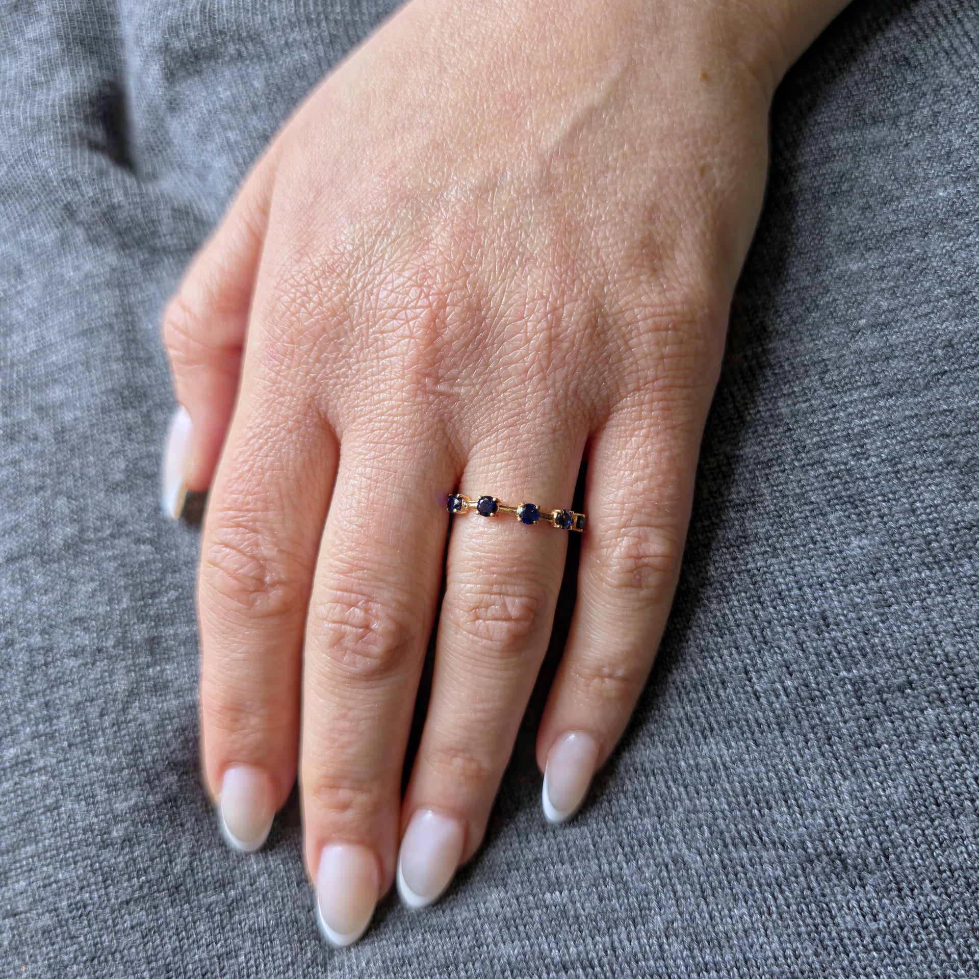 Linea Cinco Ring – Blue Sapphire