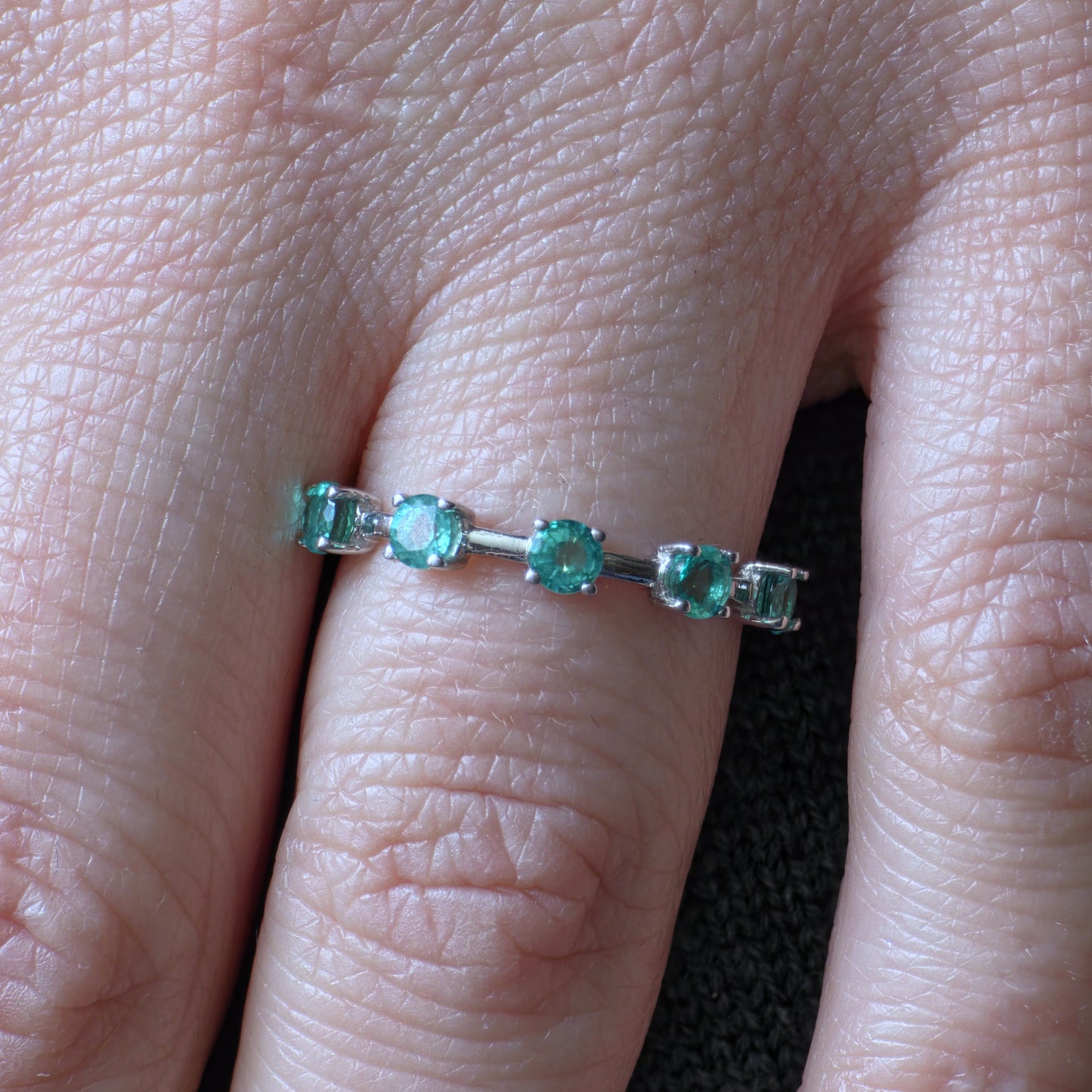 Linea Cinco Ring – Colombian Green Emerald