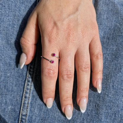 Forma Bypass Ring – Red Ruby