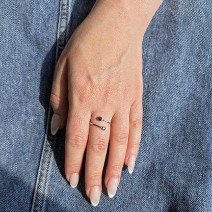 Forma Bypass Ring – Purple Sapphire