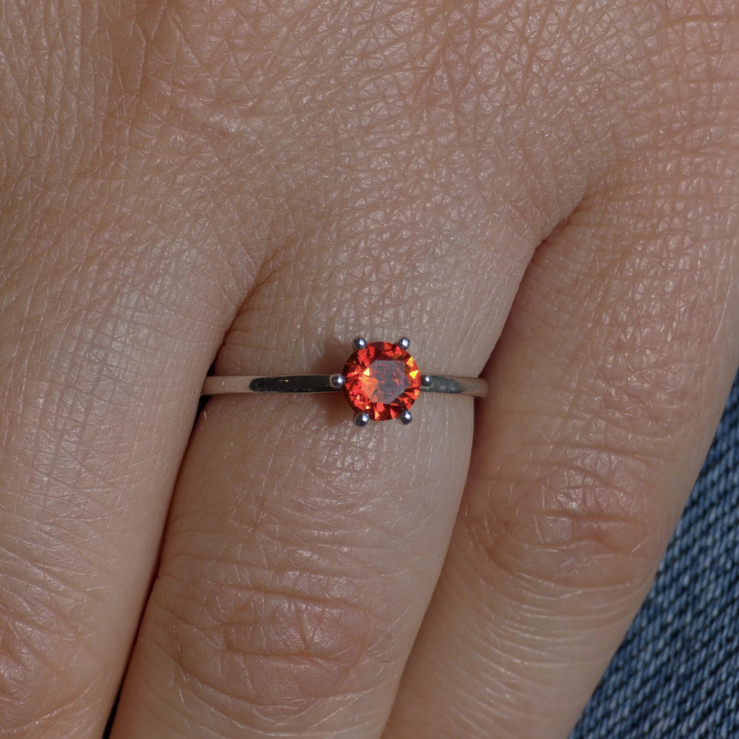 Juno Solitaire Ring – Orange Padparadscha Sapphire