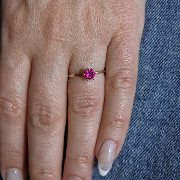 Vivid Pink Sapphire