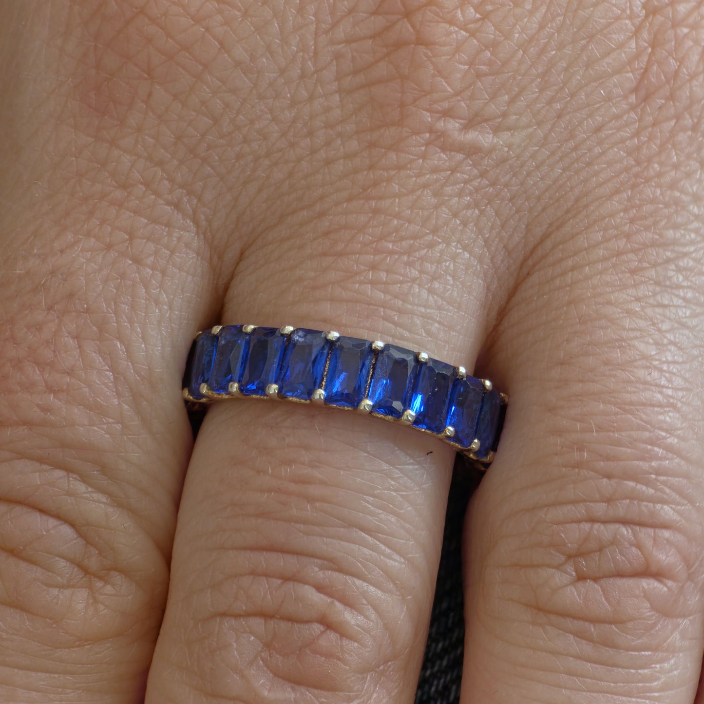 Nexus Eternity Ring – Blue Sapphire