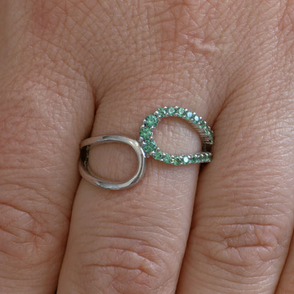Linea Contour Ring – Zambian Green Emerald