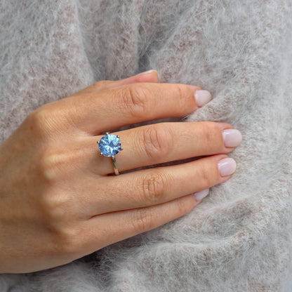 Juno Bold Solitaire Ring – Purple Amethyst