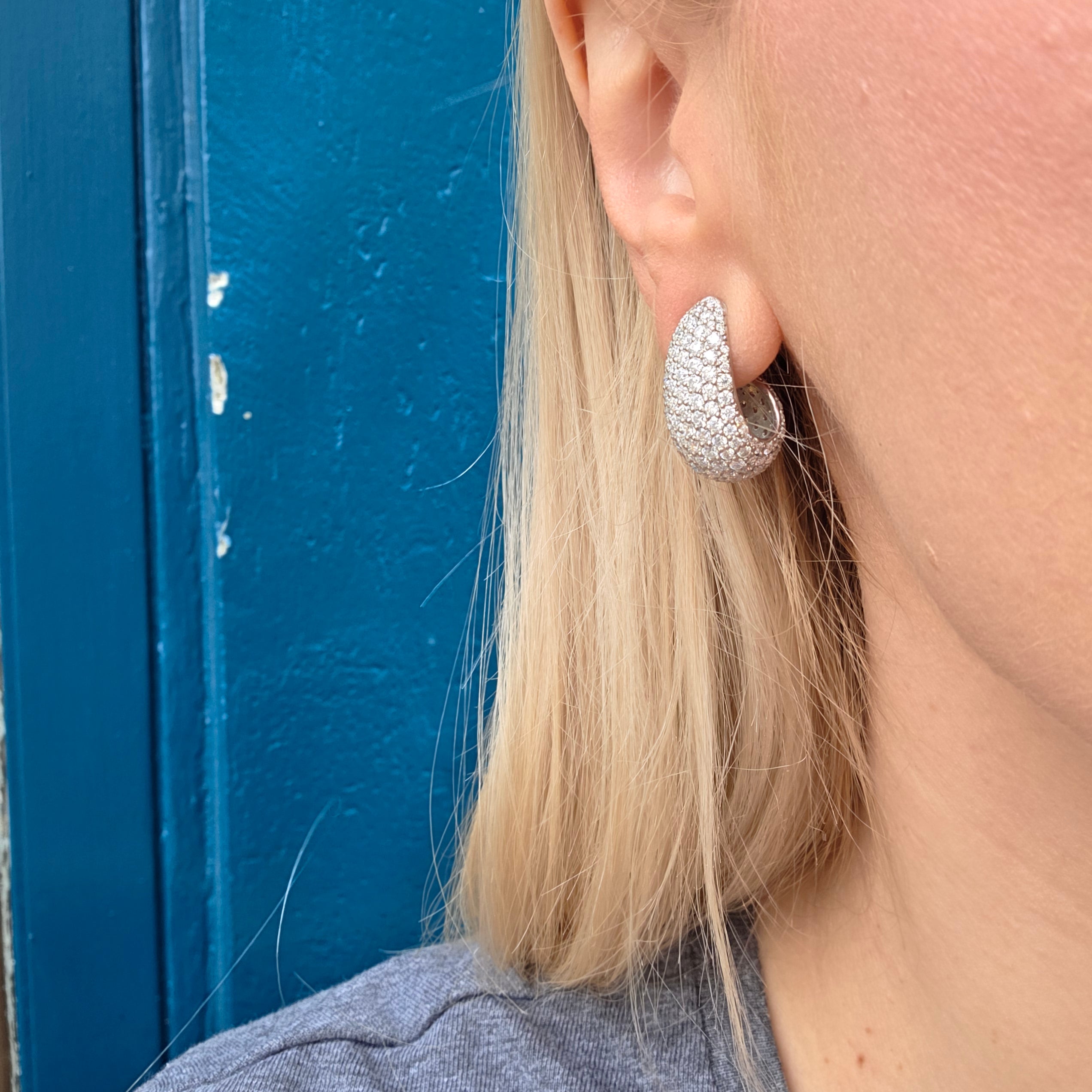 Linea Arch Maxi Earrings – White Diamond