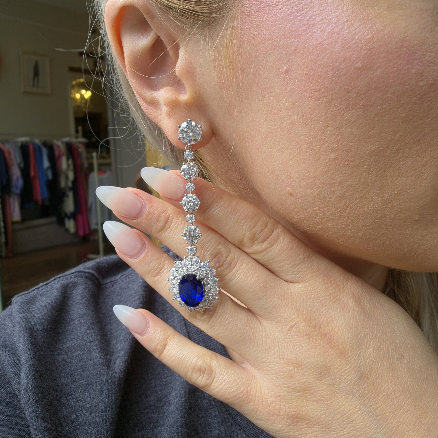 Velara Regina Earrings – Blue Sapphire