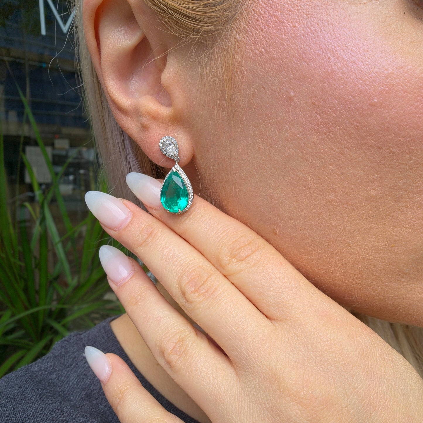 Nova Principessa Earrings – Colombian Green Emerald