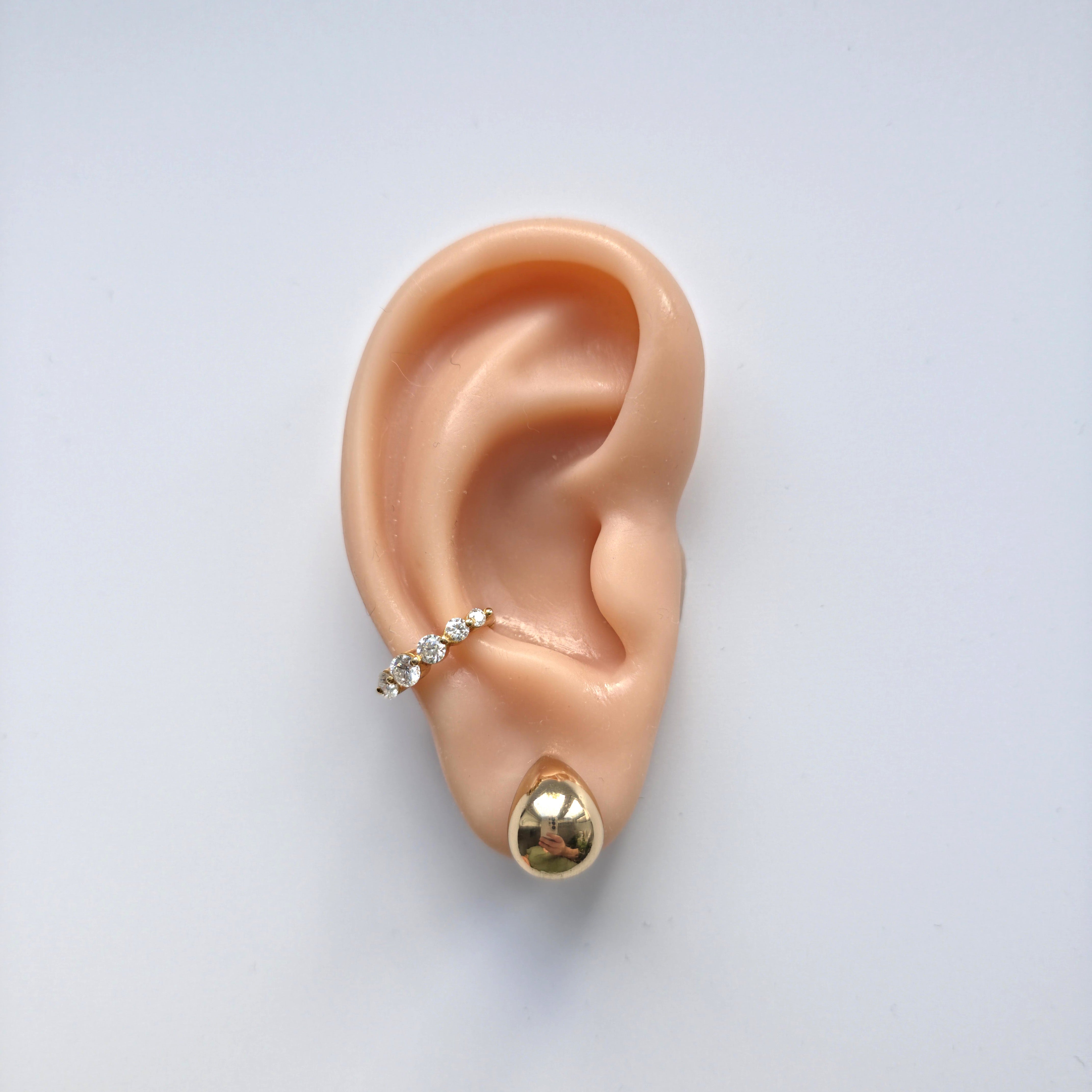 Juno Graduated Ear Cuff – White Diamond