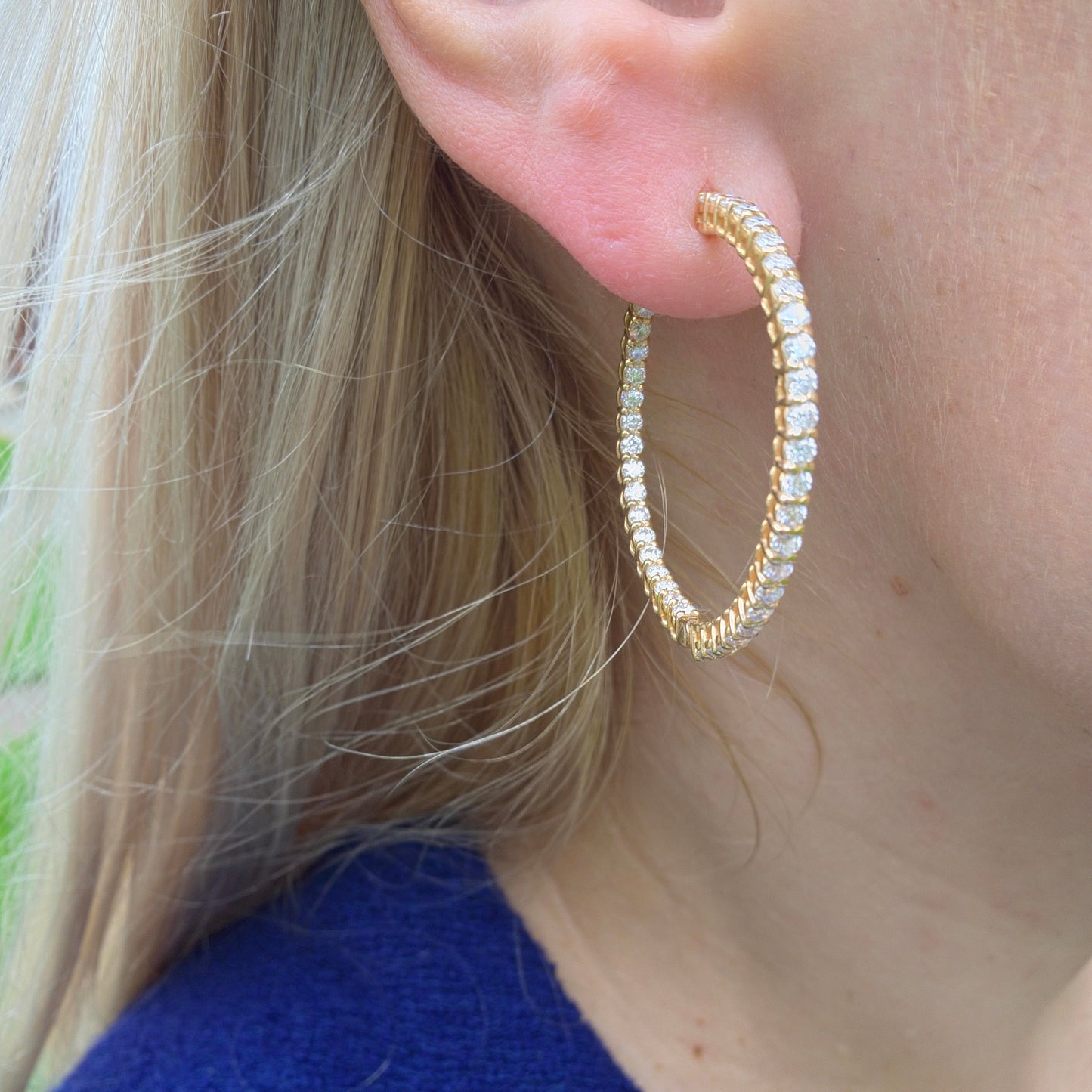 Linea Grande Hoop Earrings – White Diamond
