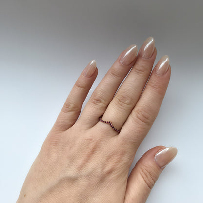 Linea V Demi Ring – Zambian Green Emerald