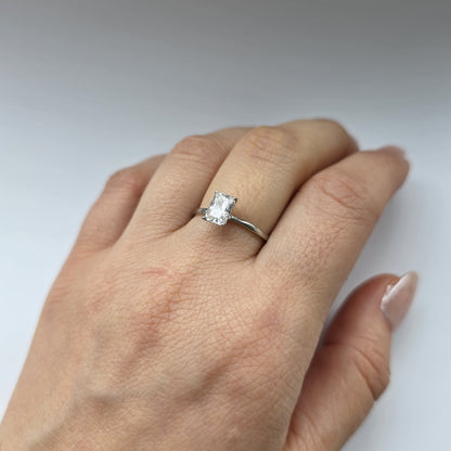 Nexus Solitaire Ring – White Diamond