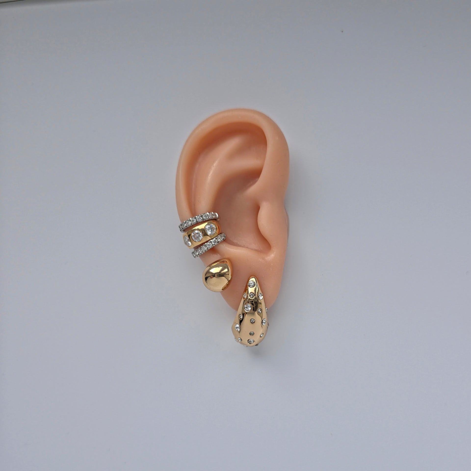 Linea Midi Ear Cuff – Purple Amethyst