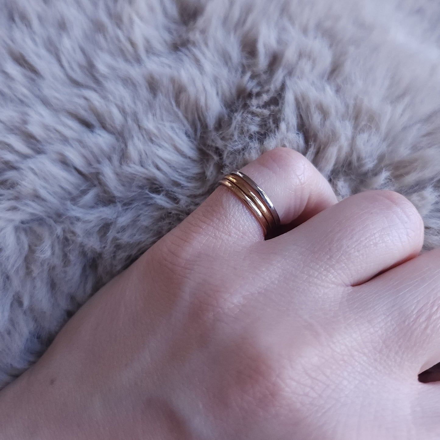 Fine Band Mini Ring