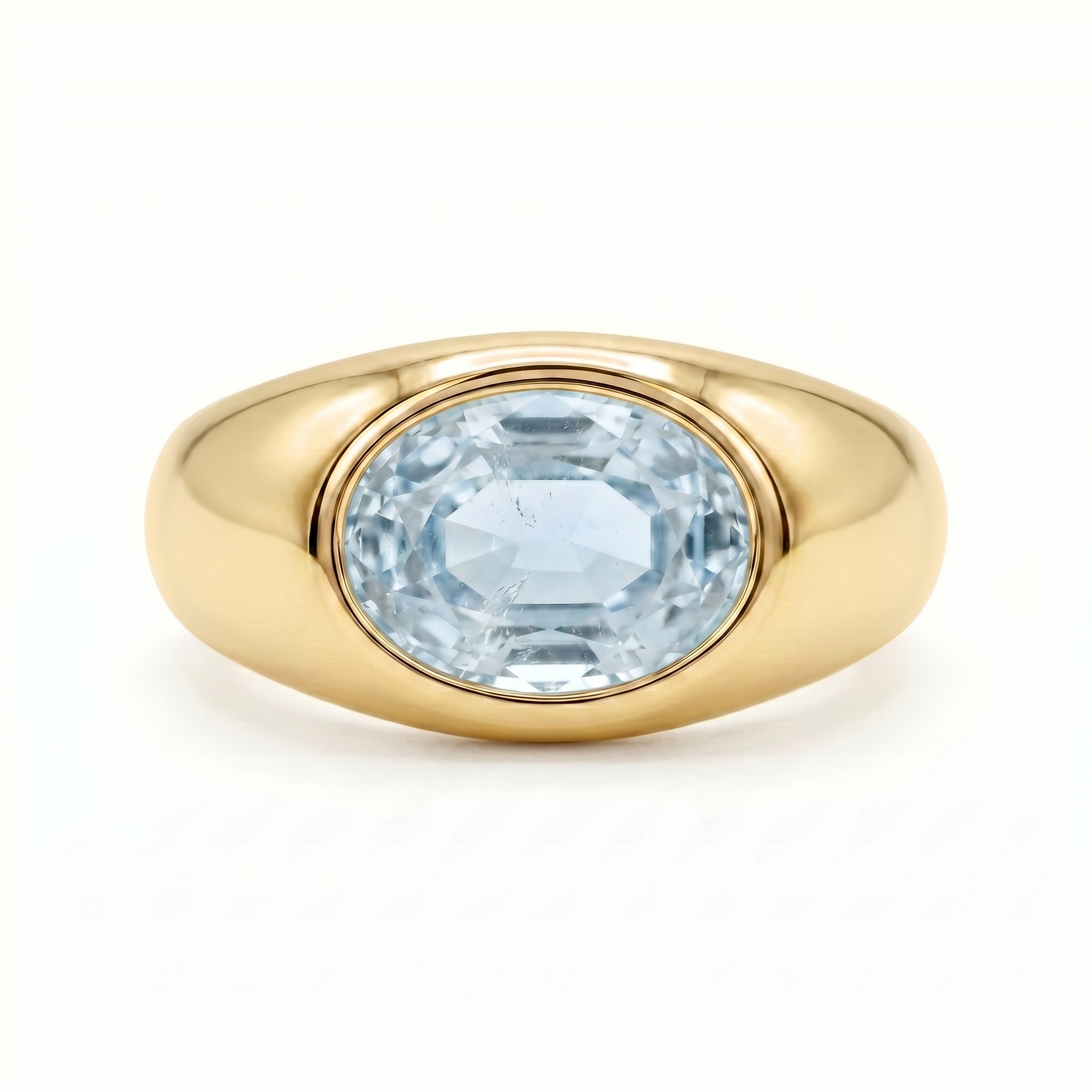 Velara Lateral Signet Ring – Light Blue Aquamarine