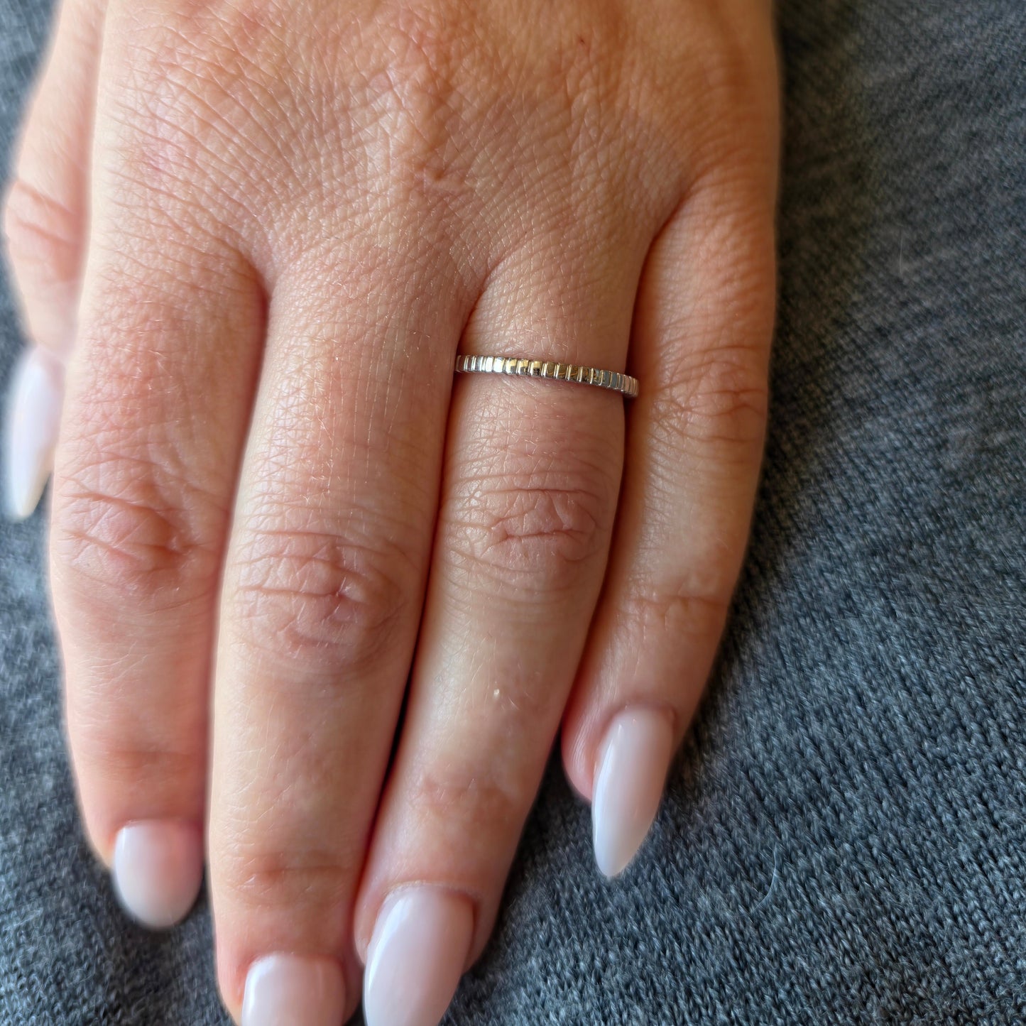 Ridge Mini Ring